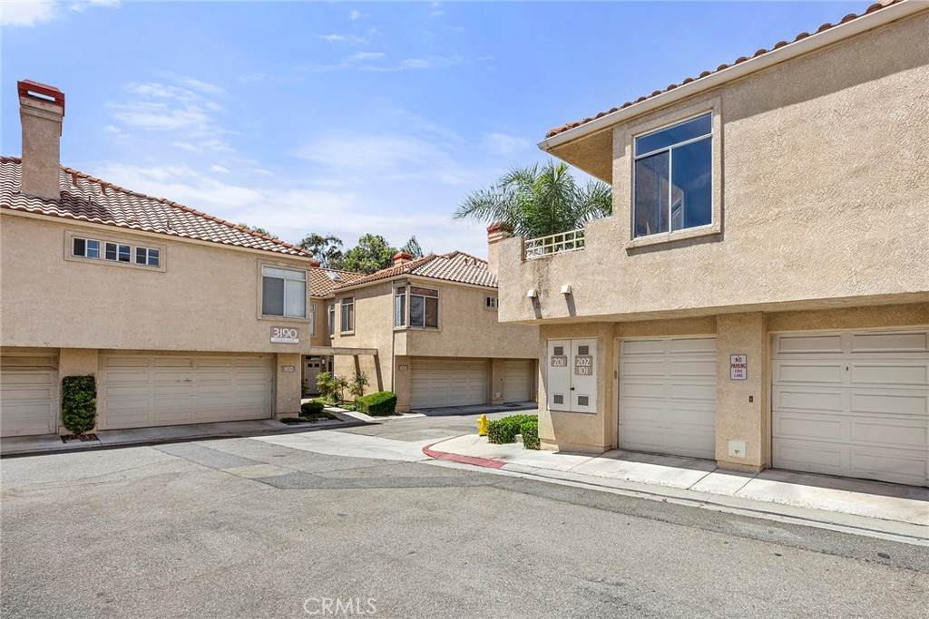 https://bt-photos.global.ssl.fastly.net/socal/orig_boomver_1_544599564-2.jpg