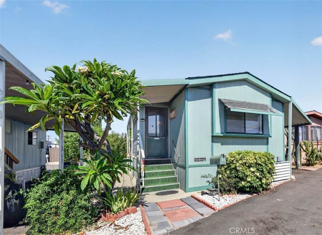 1020 Mountain - Photo 1