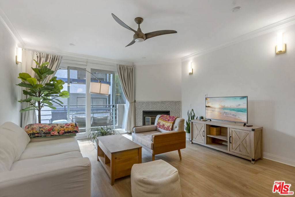 20 Catamaran Street - Photo 1