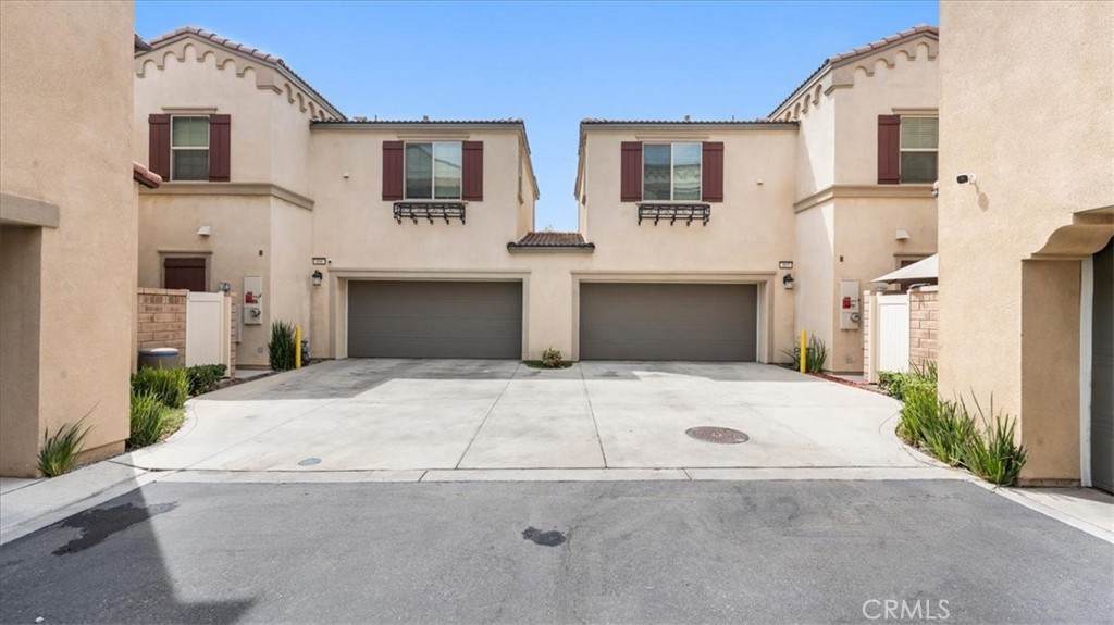 805 Cranberry Way - Photo 1
