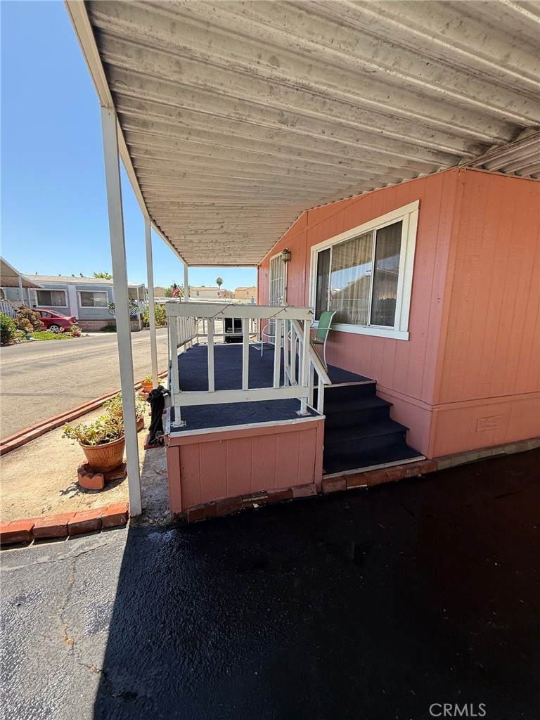 432 Harbor Boulevard - Photo 1