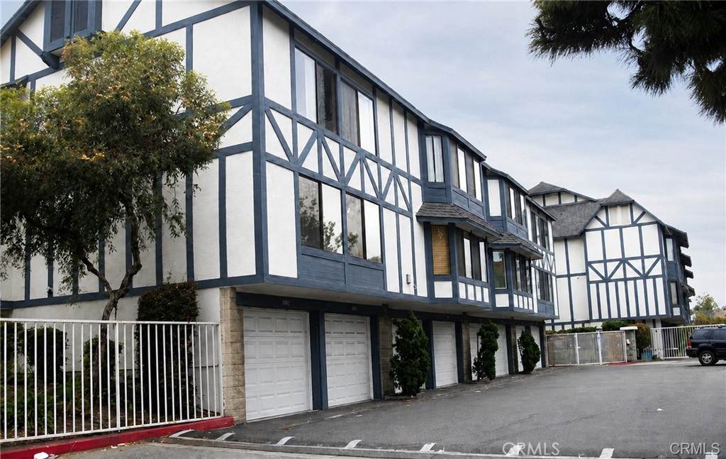 3038 Cheryllyn Lane - Photo 1