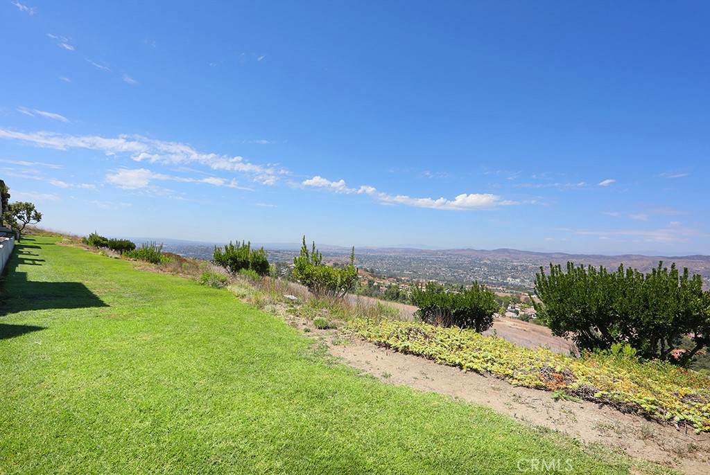 https://bt-photos.global.ssl.fastly.net/socal/orig_boomver_1_550206865-2.jpg