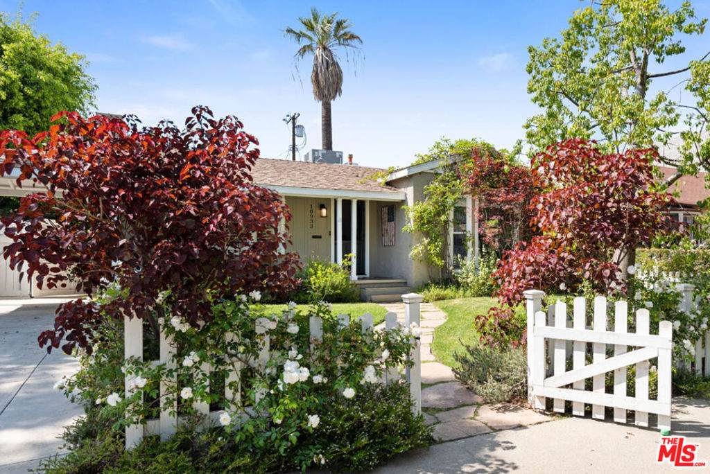 https://bt-photos.global.ssl.fastly.net/socal/orig_boomver_1_550215385-2.jpg