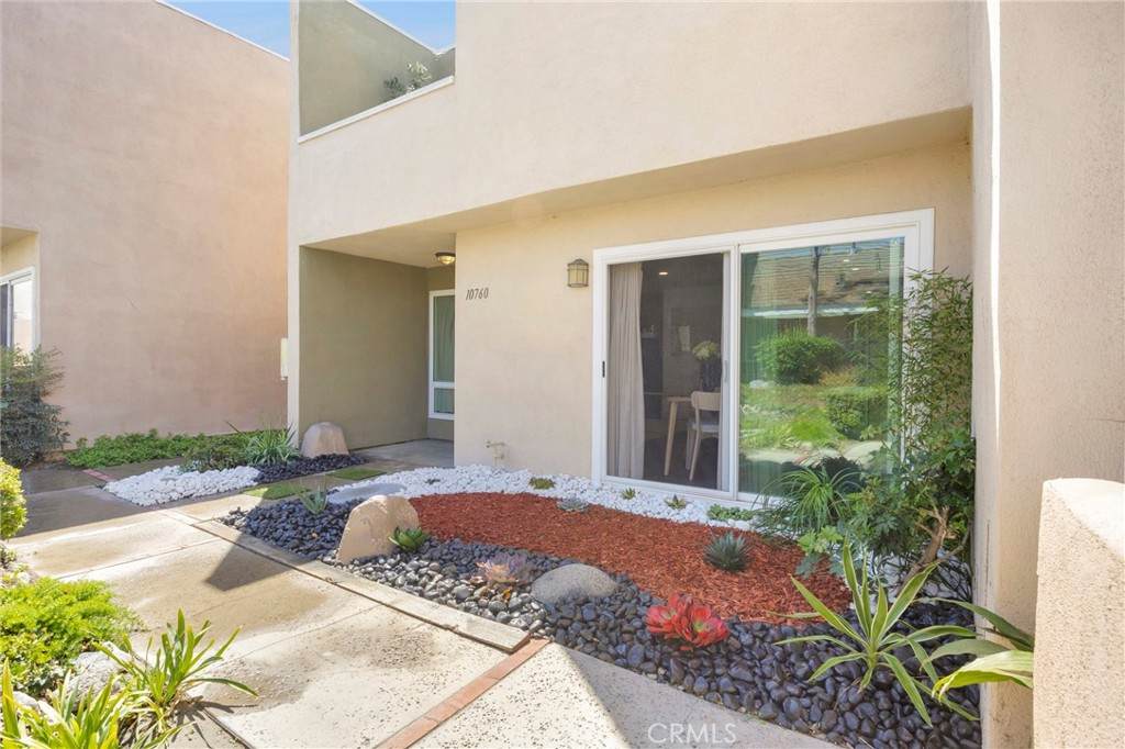 https://bt-photos.global.ssl.fastly.net/socal/orig_boomver_1_550219575-2.jpg