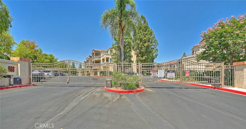 https://bt-photos.global.ssl.fastly.net/socal/orig_boomver_1_550242293-2.jpg
