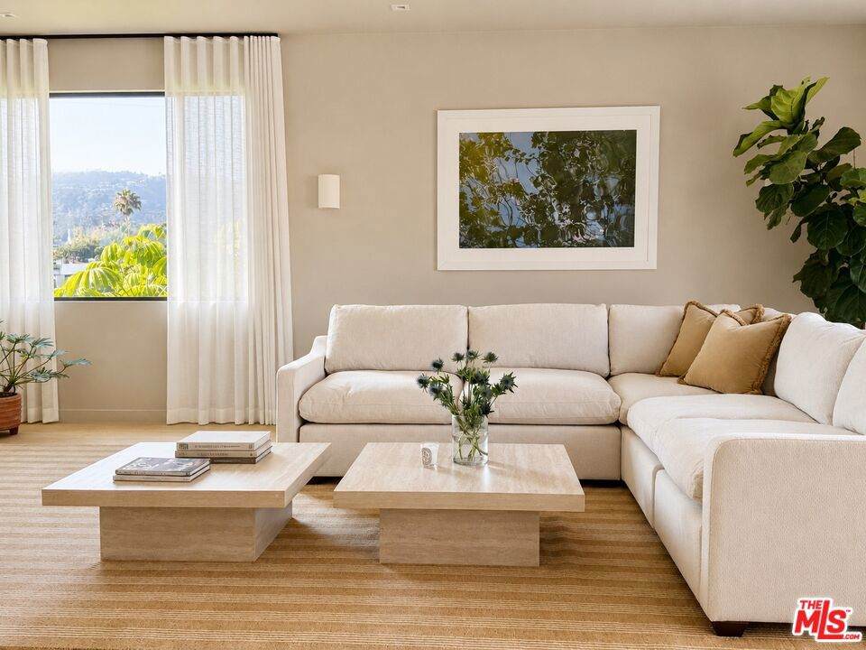 https://bt-photos.global.ssl.fastly.net/socal/orig_boomver_1_550291296-2.jpg