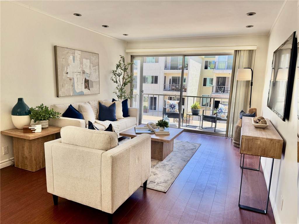 1600 Ardmore - Photo 1