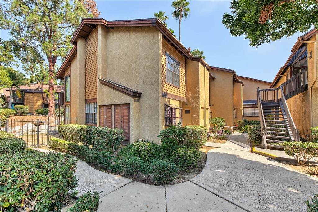 https://bt-photos.global.ssl.fastly.net/socal/orig_boomver_1_550319764-2.jpg