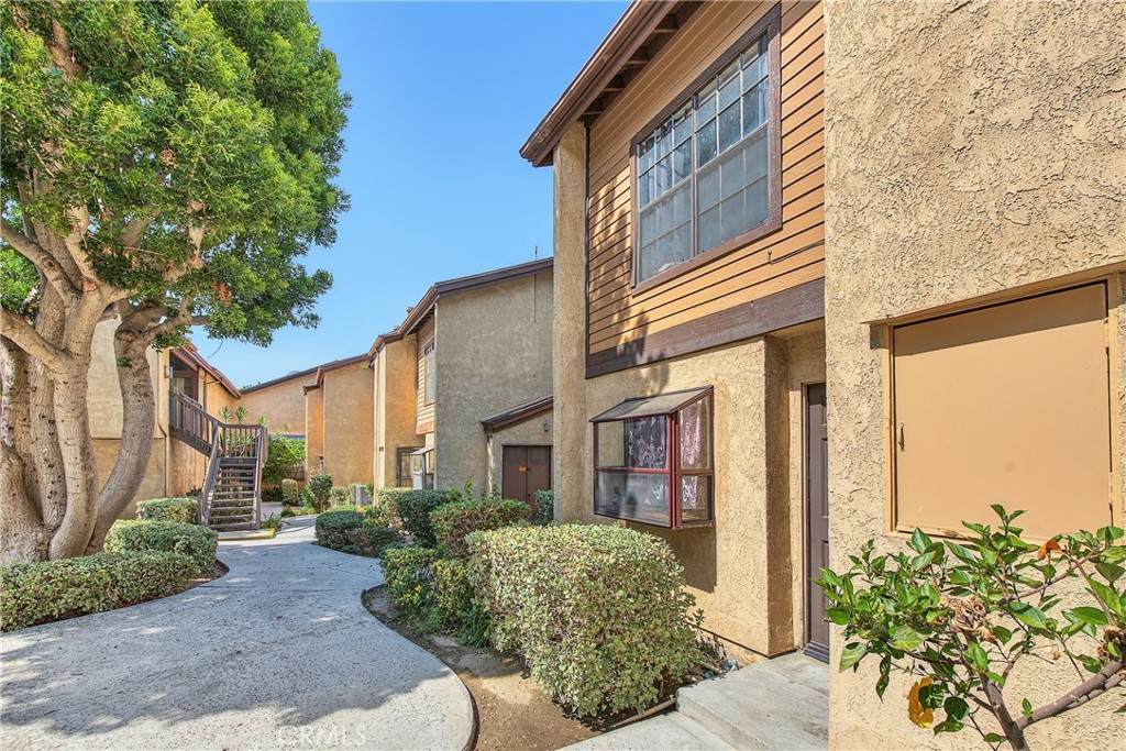 https://bt-photos.global.ssl.fastly.net/socal/orig_boomver_1_550319764-2.jpg