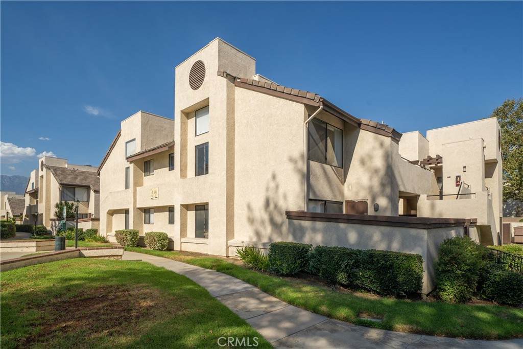 416 Imperial Avenue - Photo 1