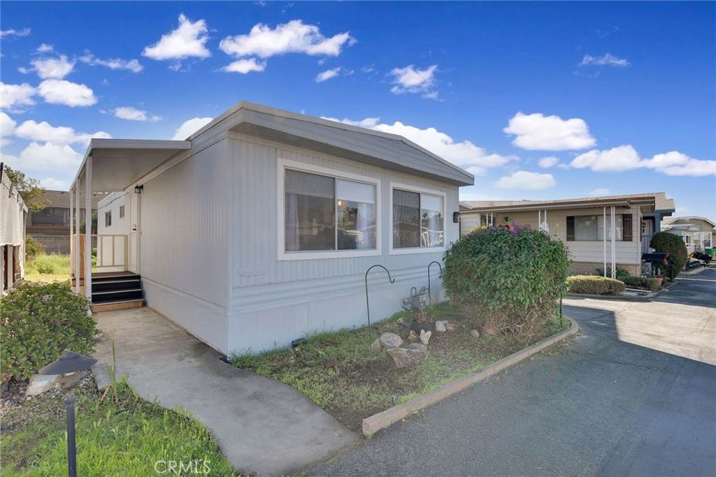 840 Foothill Boulevard - Photo 1