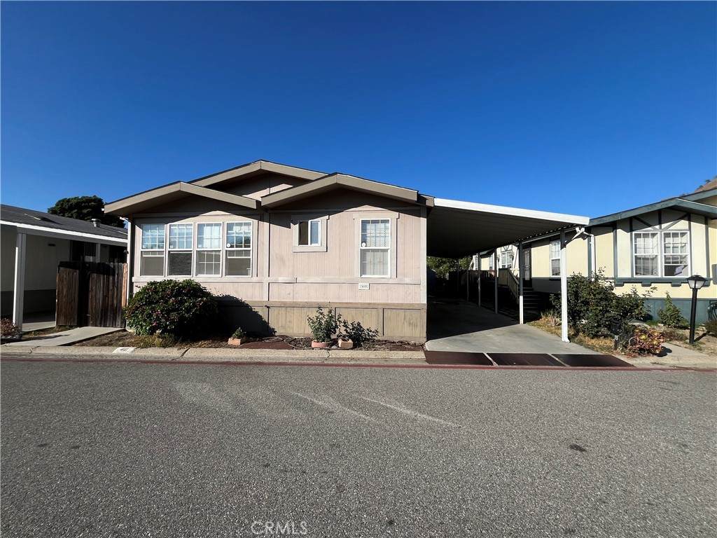 4901 Green River Road - Photo 1