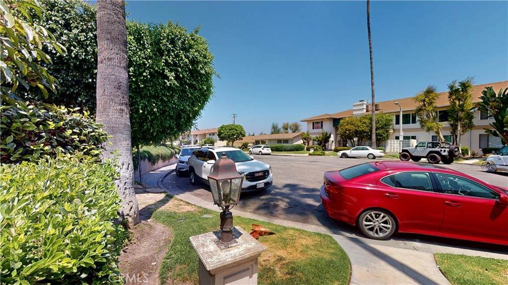 https://bt-photos.global.ssl.fastly.net/socal/orig_boomver_1_550388002-2.jpg