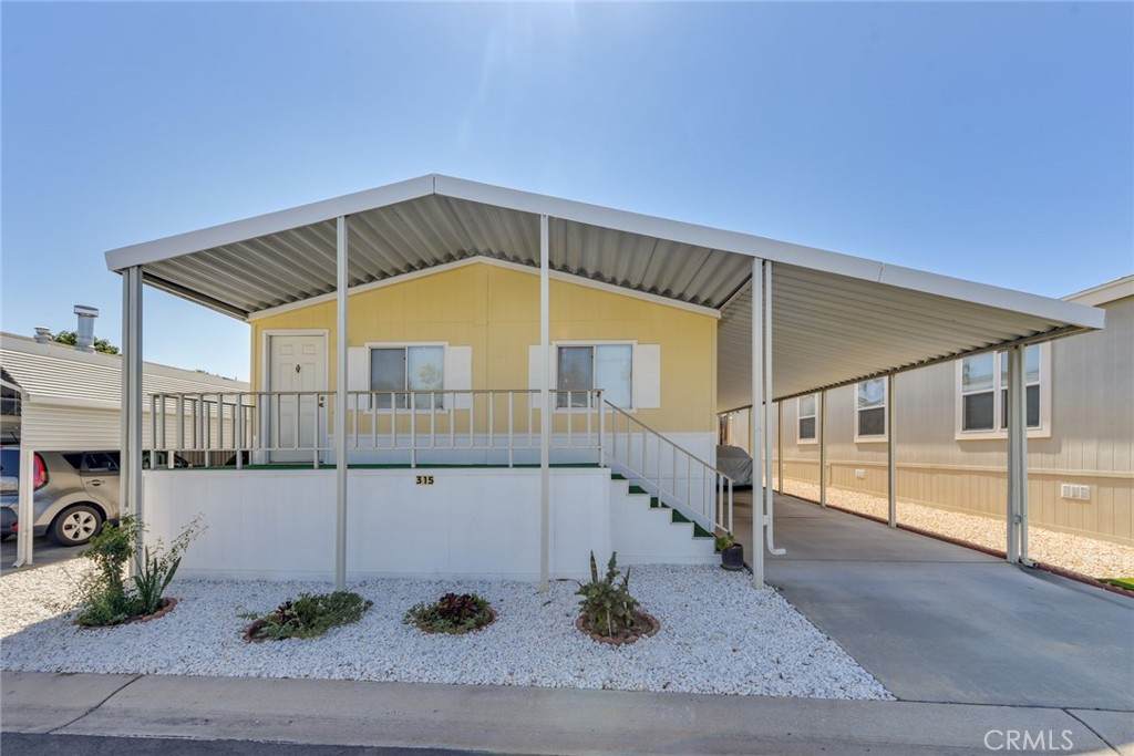 4000 Pierce - Photo 1