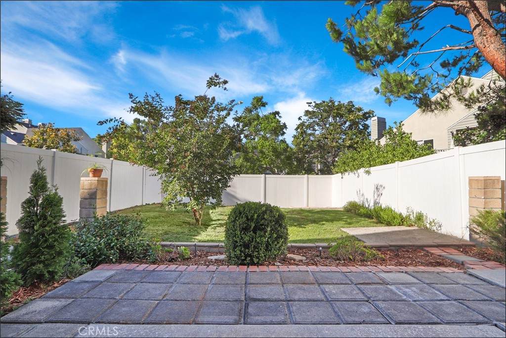 9 Hillrose - Photo 1