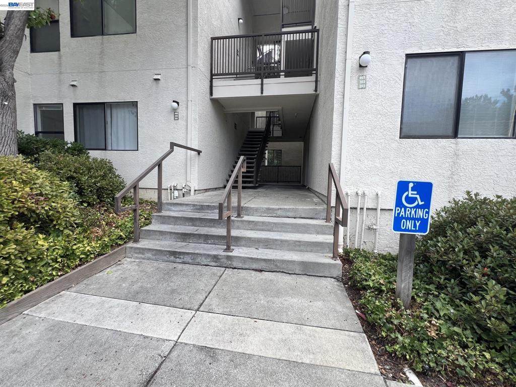 21239 Gary Dr - Photo 1
