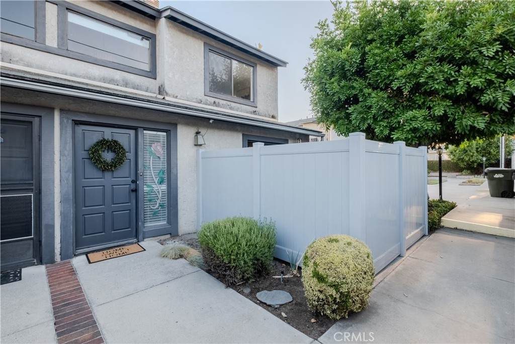 615 Monterey Avenue - Photo 1