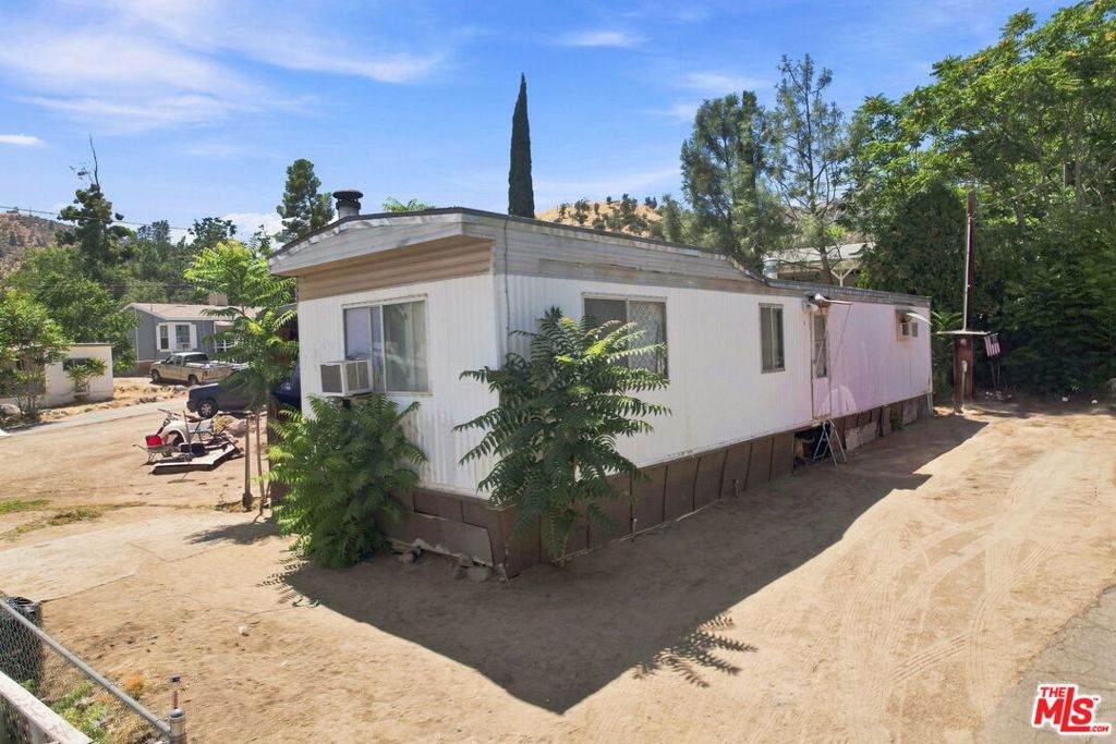 https://bt-photos.global.ssl.fastly.net/socal/orig_boomver_1_550465907-2.jpg