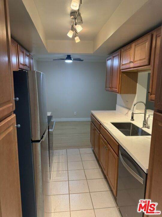 1128 Ocean Park Boulevard - Photo 1