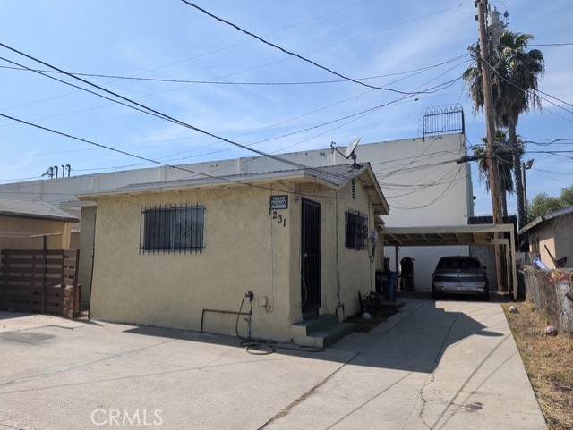 1231 Duncan - Photo 1