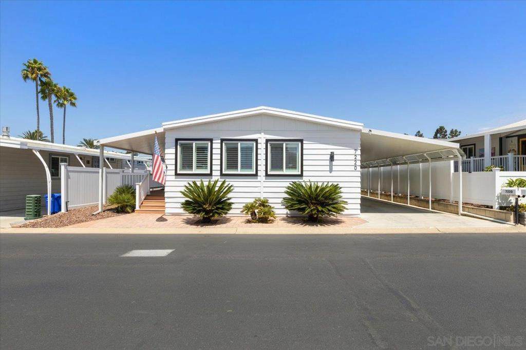 https://bt-photos.global.ssl.fastly.net/socal/orig_boomver_1_550525035-2.jpg