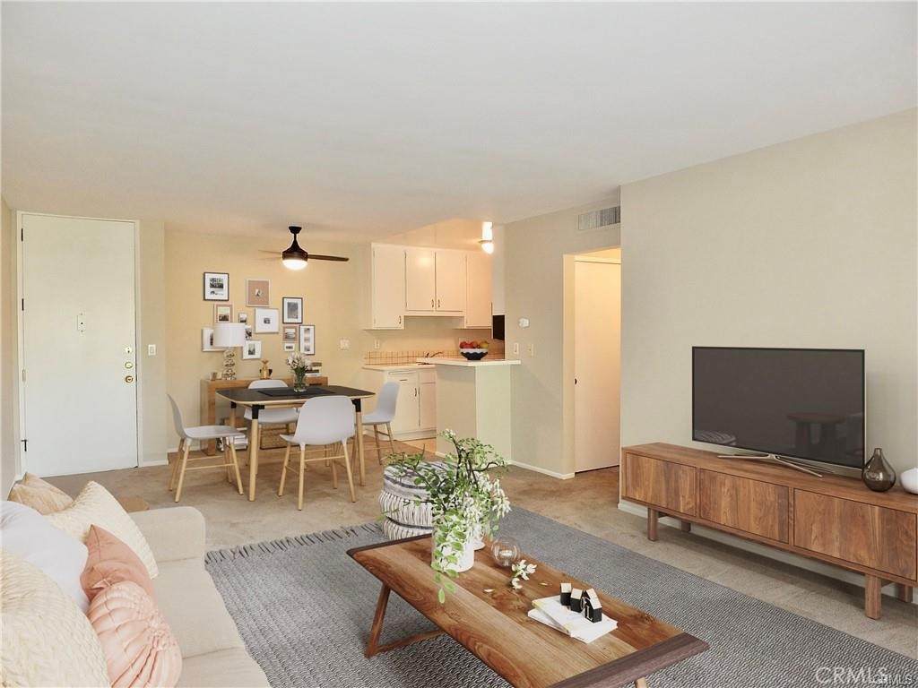 448 Bellflower Boulevard - Photo 1