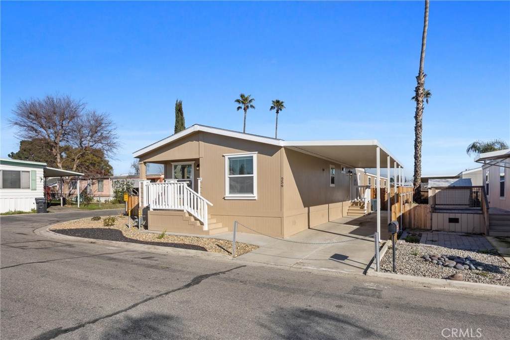 https://bt-photos.global.ssl.fastly.net/socal/orig_boomver_1_550551516-2.jpg