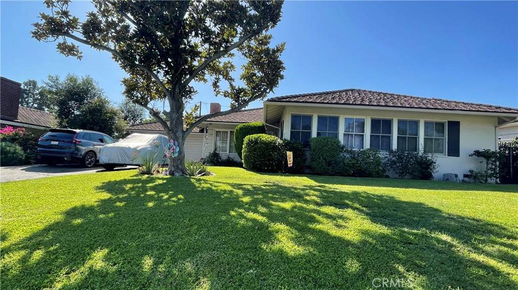 1385 Belhaven - Photo 1
