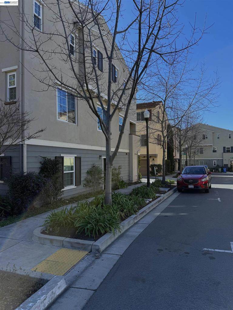 https://bt-photos.global.ssl.fastly.net/socal/orig_boomver_1_550558943-2.jpg