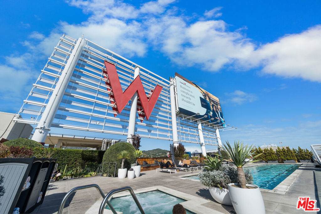 6250 Hollywood Boulevard - Photo 1