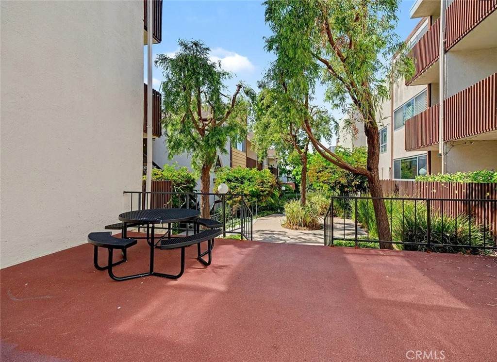 https://bt-photos.global.ssl.fastly.net/socal/orig_boomver_1_552017334-2.jpg