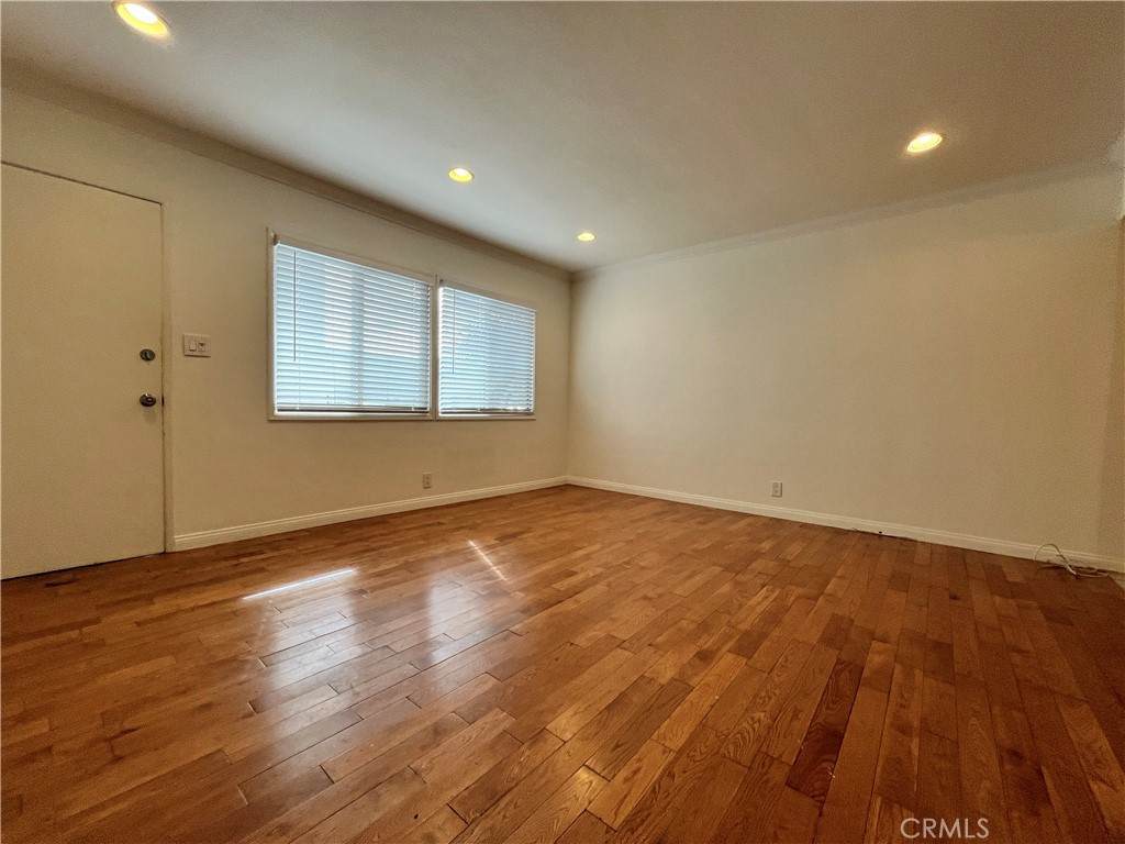11901 Washington - Photo 1