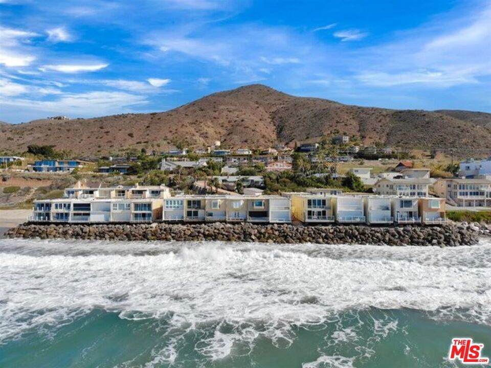 11770 Pacific Coast Highway - Photo 1