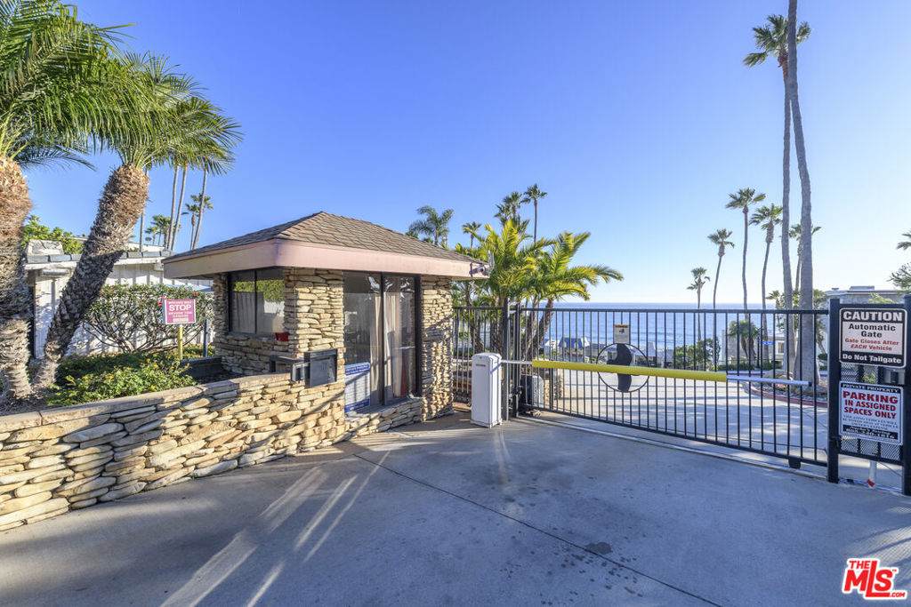 https://bt-photos.global.ssl.fastly.net/socal/orig_boomver_1_552856147-2.jpg