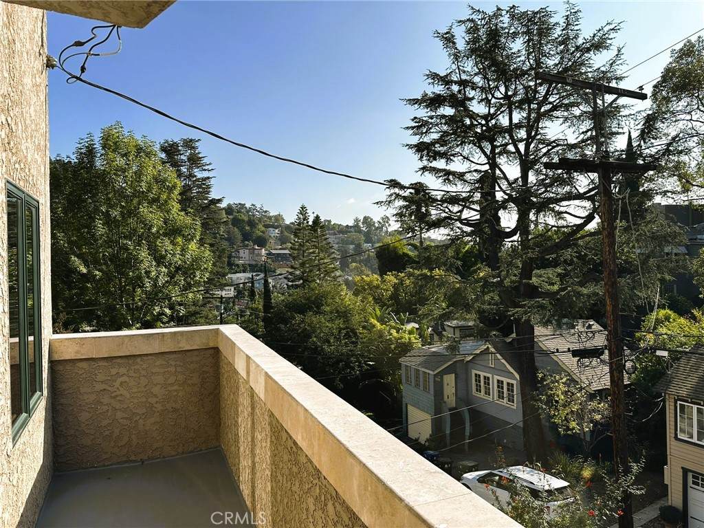 https://bt-photos.global.ssl.fastly.net/socal/orig_boomver_1_553529952-2.jpg