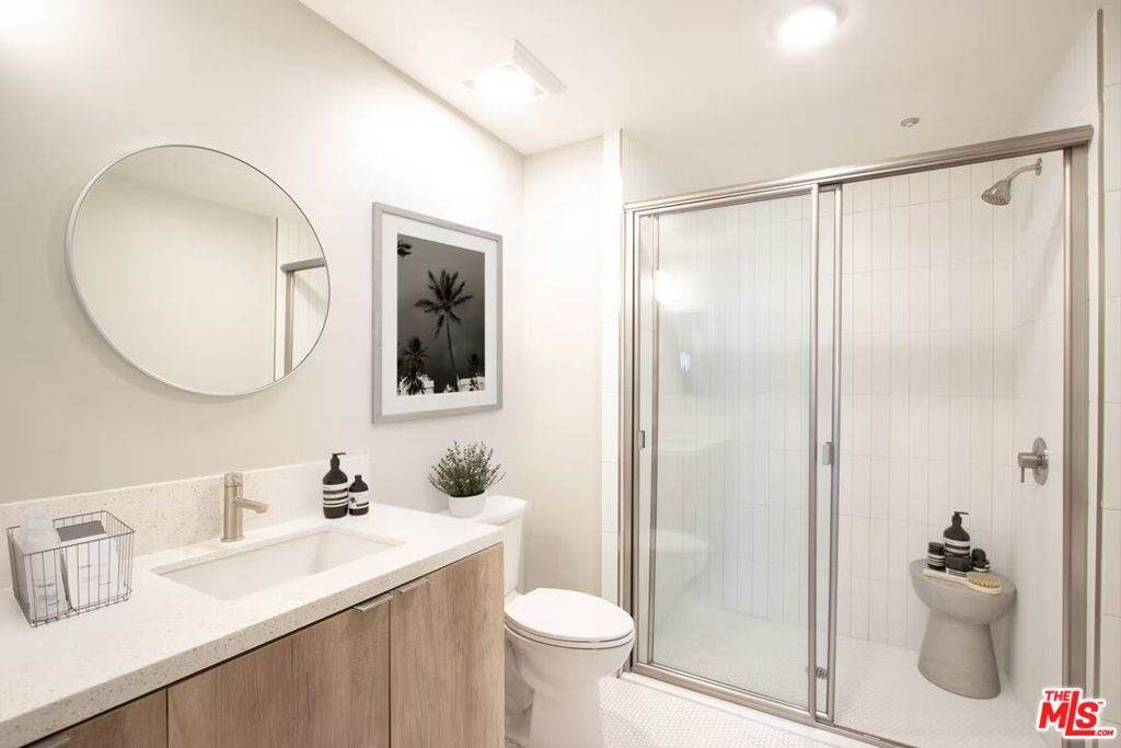 https://bt-photos.global.ssl.fastly.net/socal/orig_boomver_1_554909961-2.jpg