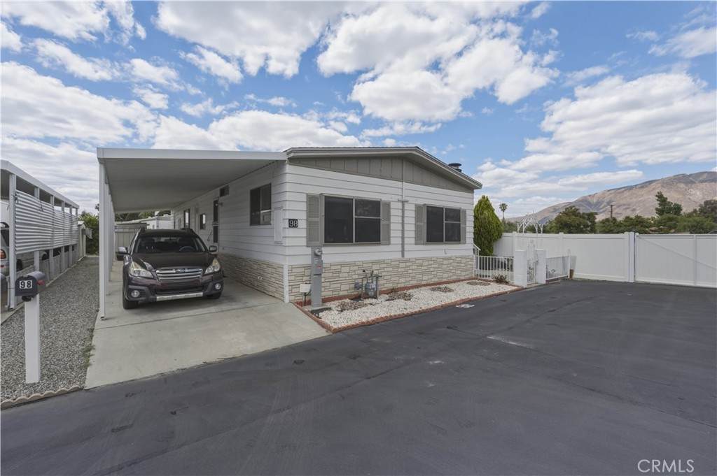 655 Main - Photo 1