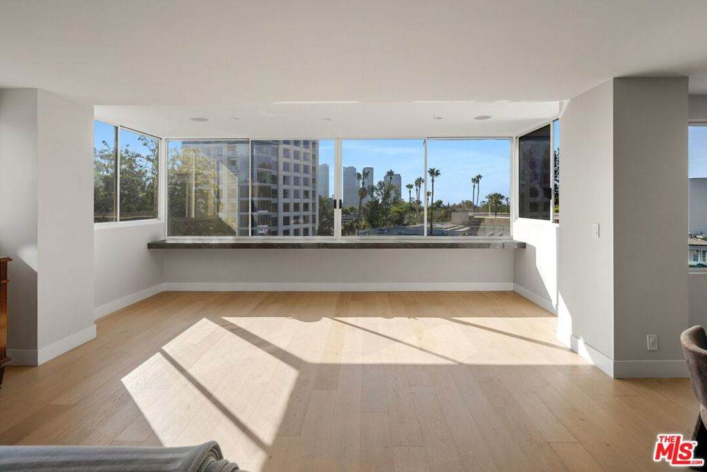 https://bt-photos.global.ssl.fastly.net/socal/orig_boomver_1_557949976-2.jpg