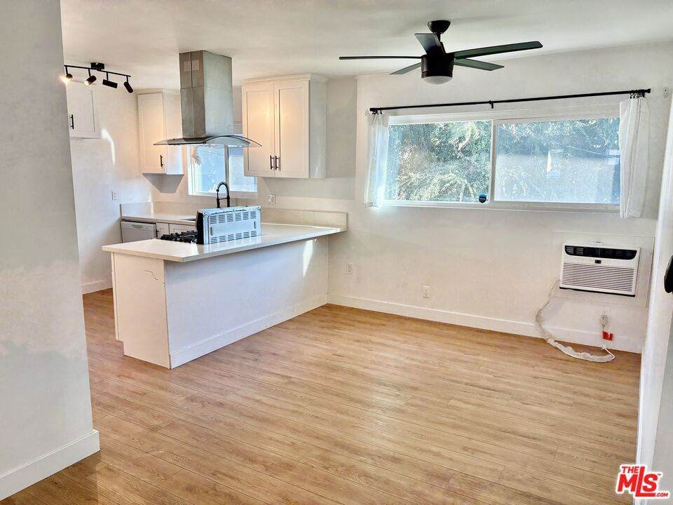 3824 Keystone Ave - Photo 1