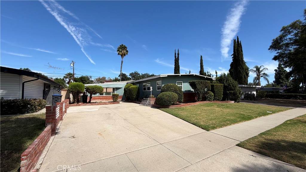 https://bt-photos.global.ssl.fastly.net/socal/orig_boomver_1_559245543-2.jpg