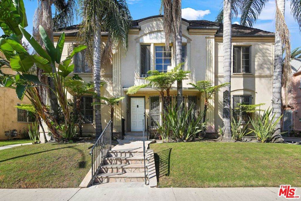 639 Burnside Avenue - Photo 1