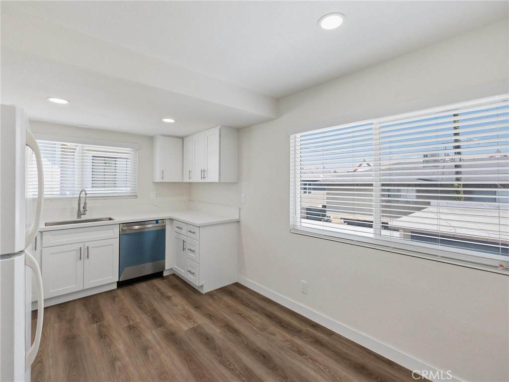 104 N Atlantic Blvd - Photo 1