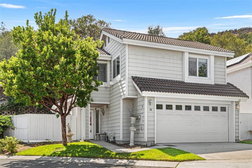 32 La Costa Court - Photo 1