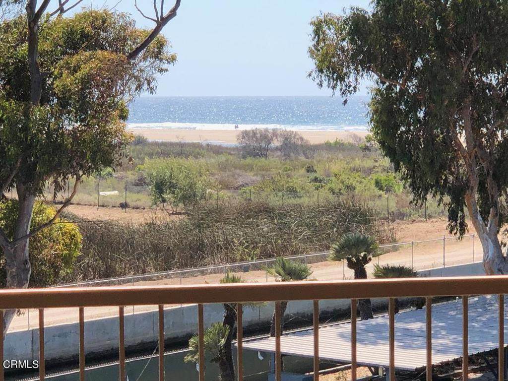 924 Lighthouse Way - Photo 1