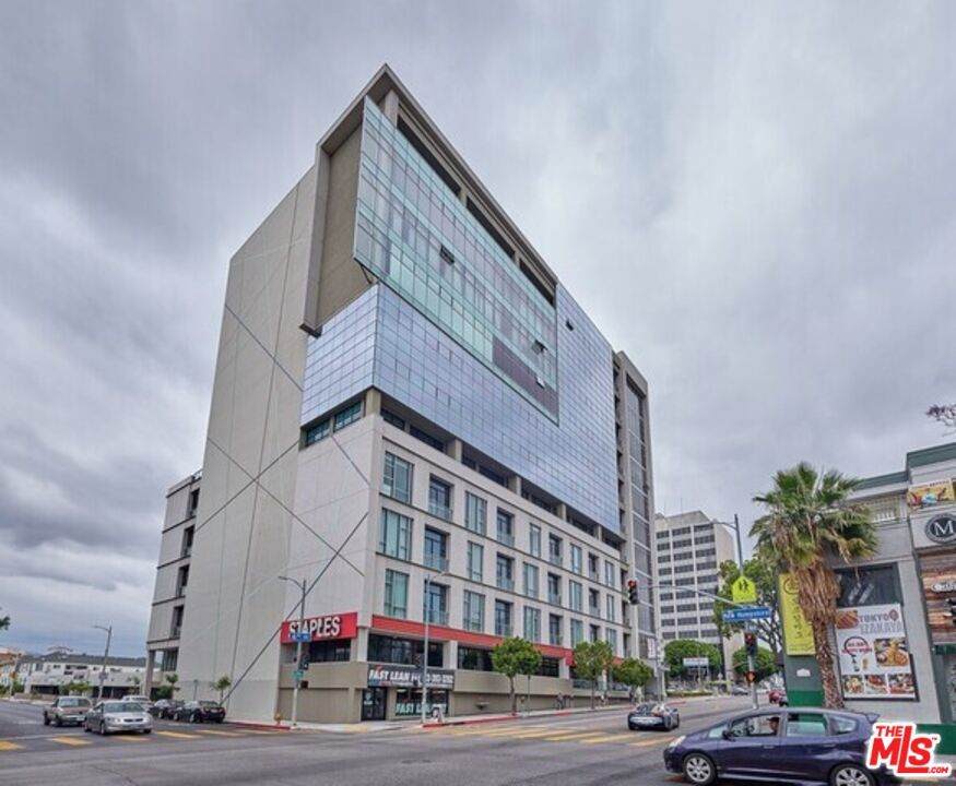 3223 6th Street - Photo 1