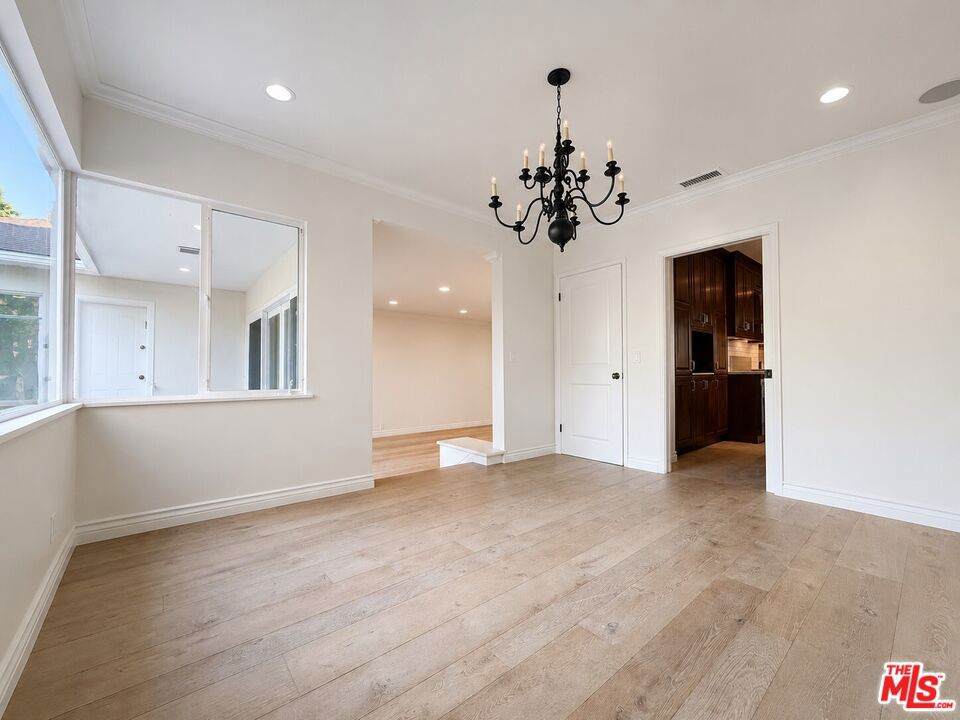 https://bt-photos.global.ssl.fastly.net/socal/orig_boomver_1_565987558-3.jpg