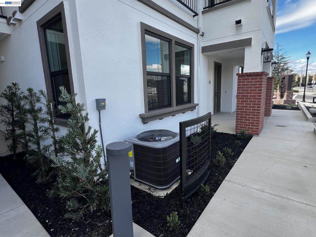 218 Church St - Photo 1