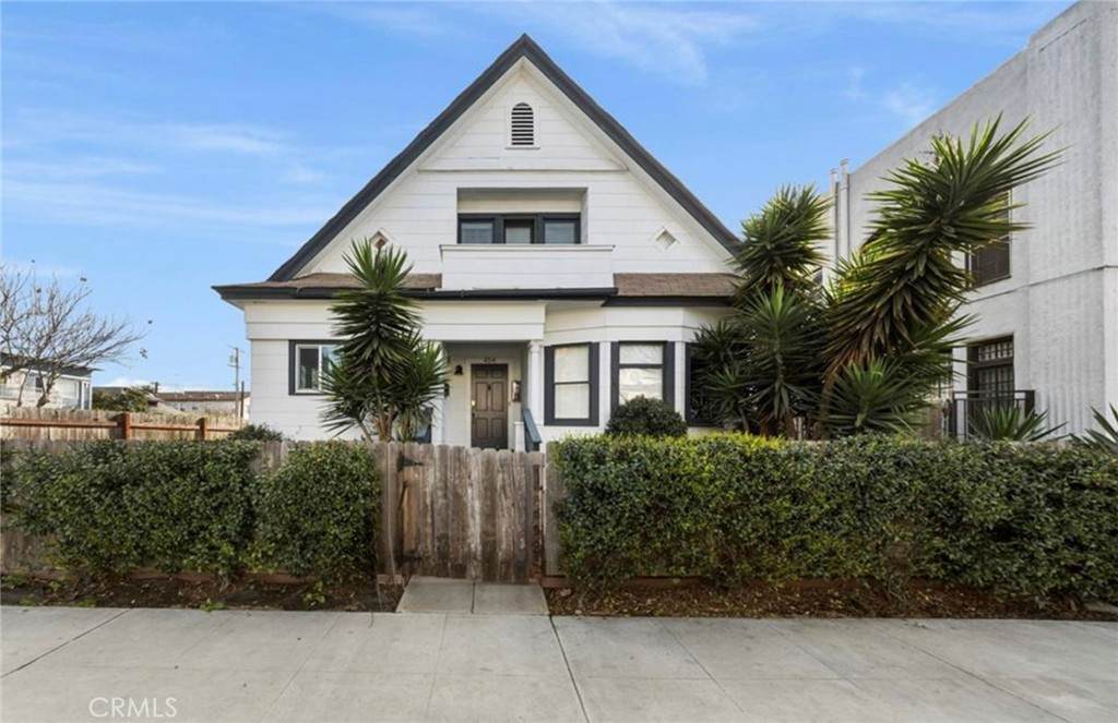 455 Linden - Photo 1