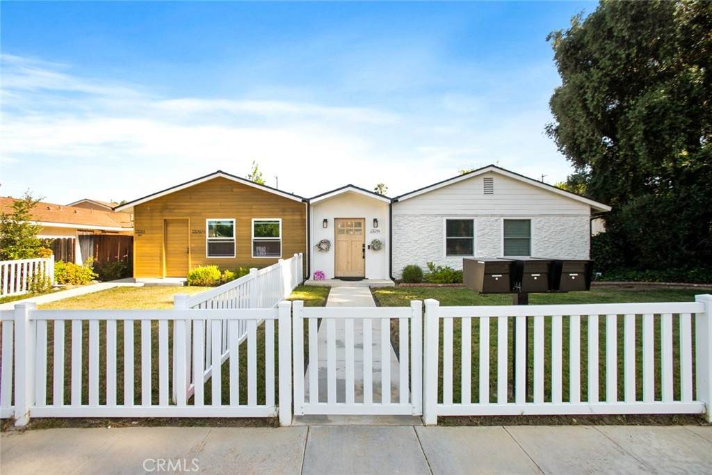 https://bt-photos.global.ssl.fastly.net/socal/orig_boomver_1_571889173-2.jpg